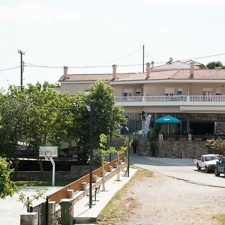 Agrelia Appartement Buitenkant foto