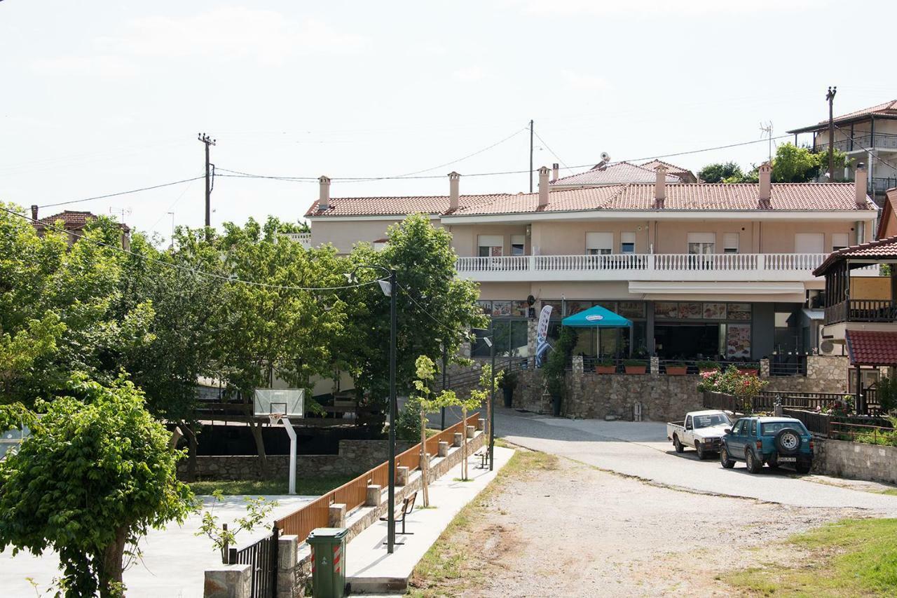Agrelia Appartement Buitenkant foto