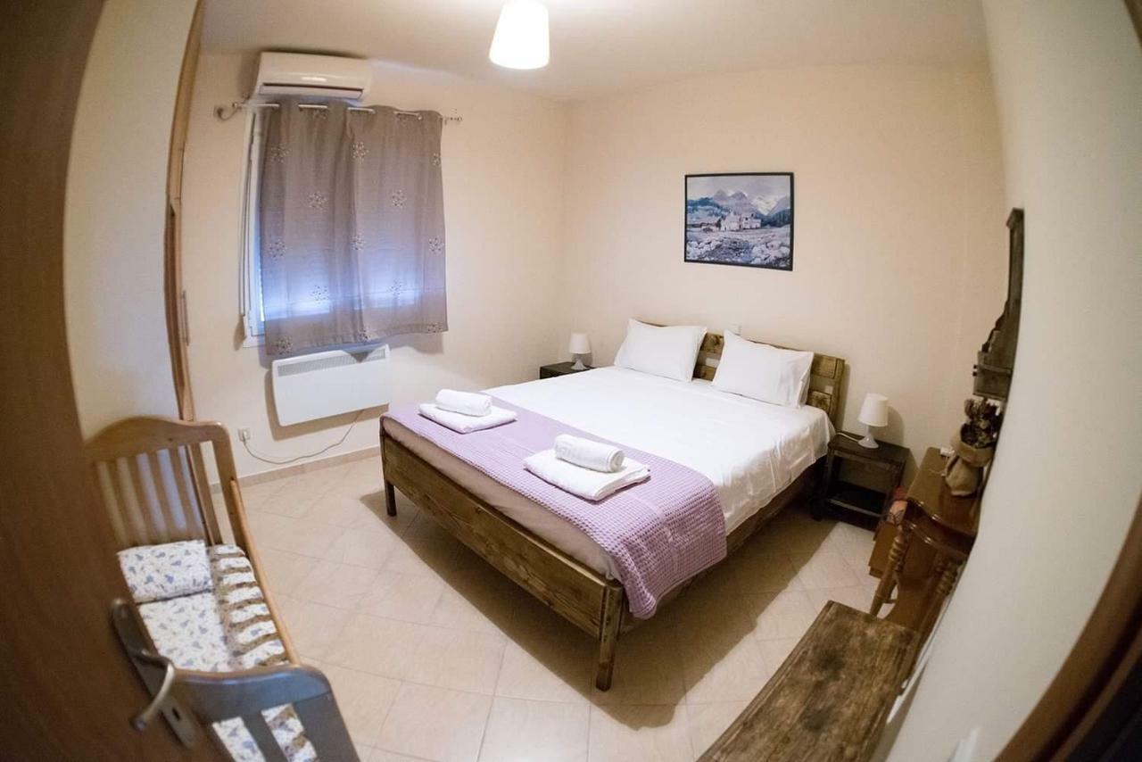 Agrelia Appartement Buitenkant foto